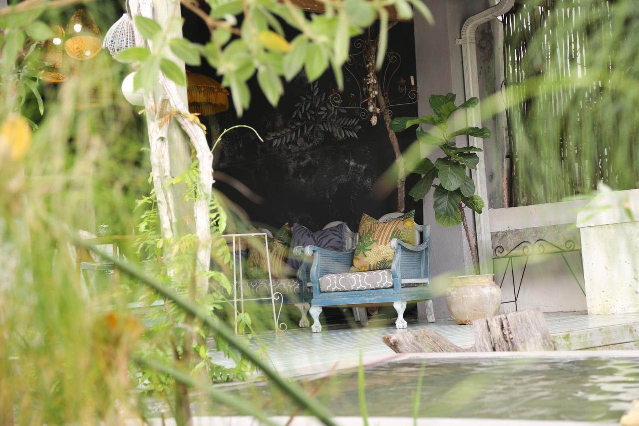 เดอ คัมพานยี เกสต์ เฮาส์ Bed & Breakfast สเวลเลนดาม ภายนอก รูปภาพ